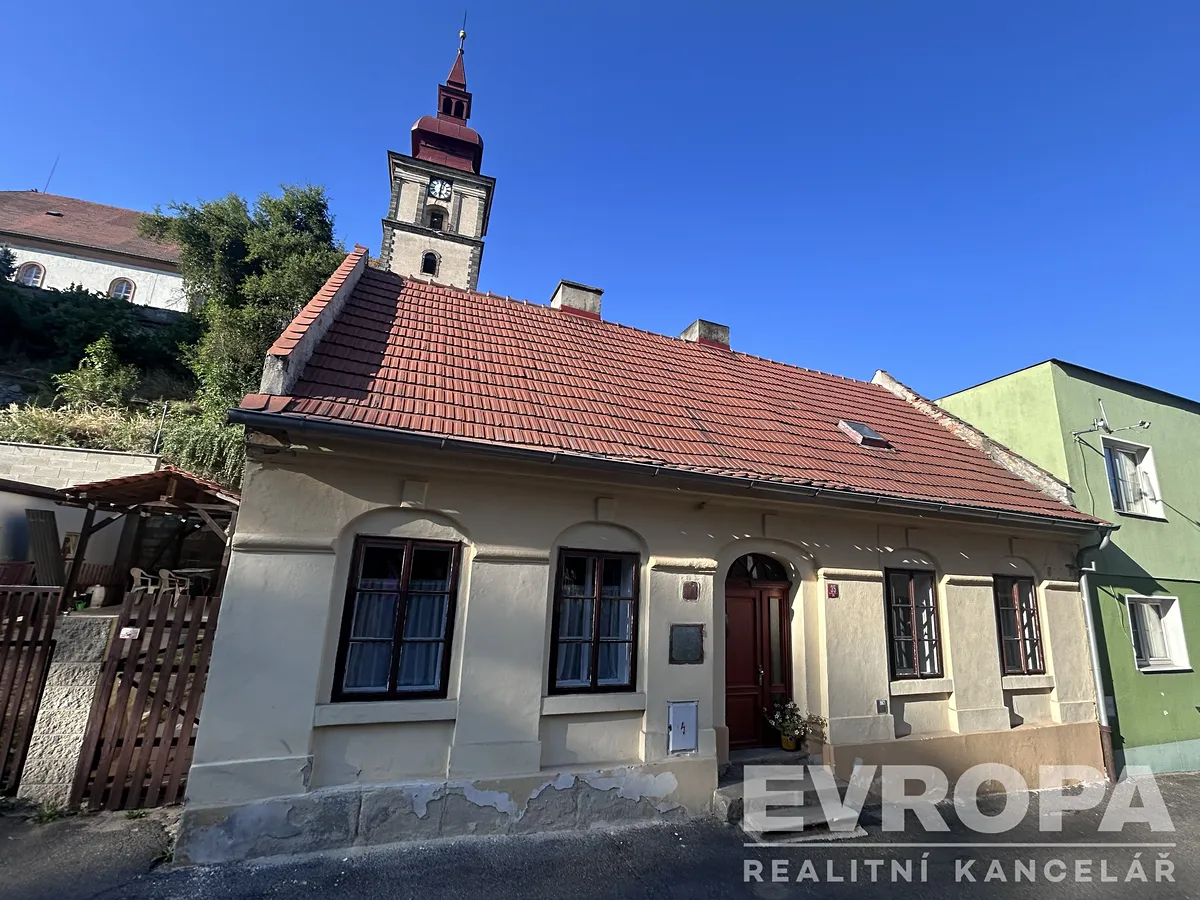 Prodej rodinného domu 50 m², pozemek 555 m²
